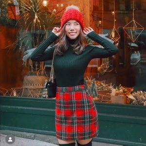 Hollister winter Christmas mini skirt